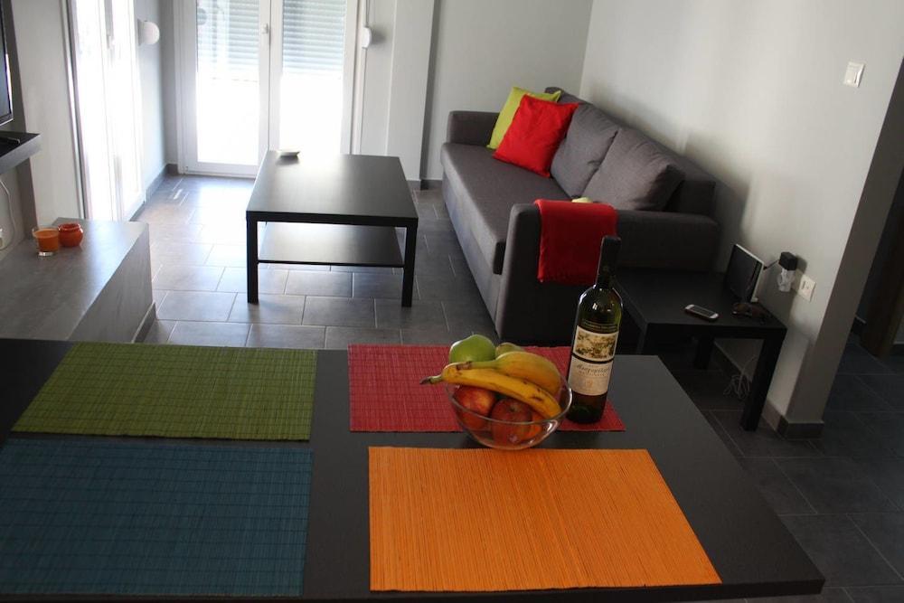 Apartment In The Centre Of Atenas Exterior foto